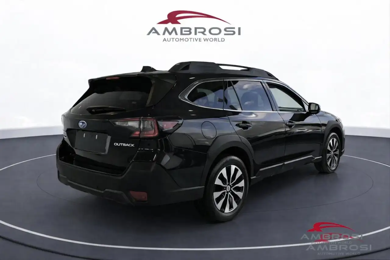 Subaru OUTBACK 2026