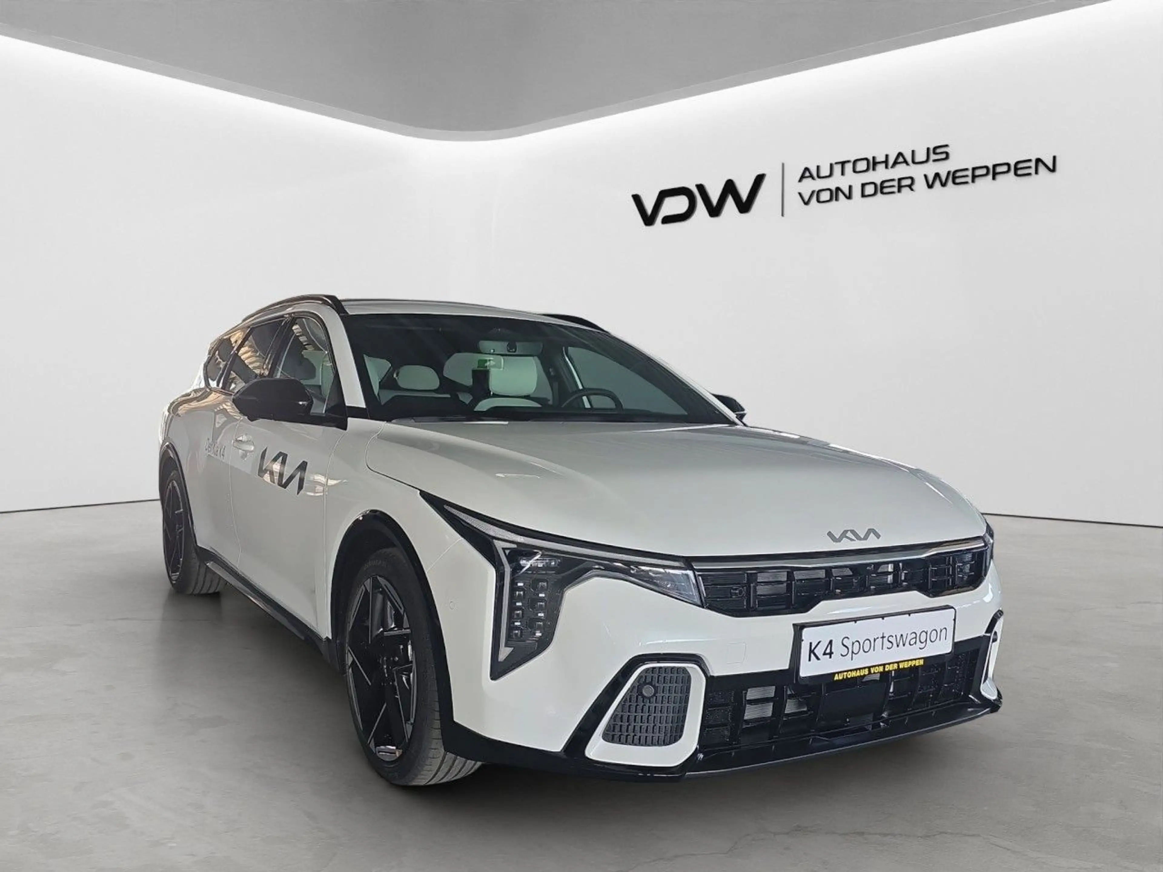 Kia K4 Sportswagon 1.6 T-GDI 132 kW GT-Line — photo 11
