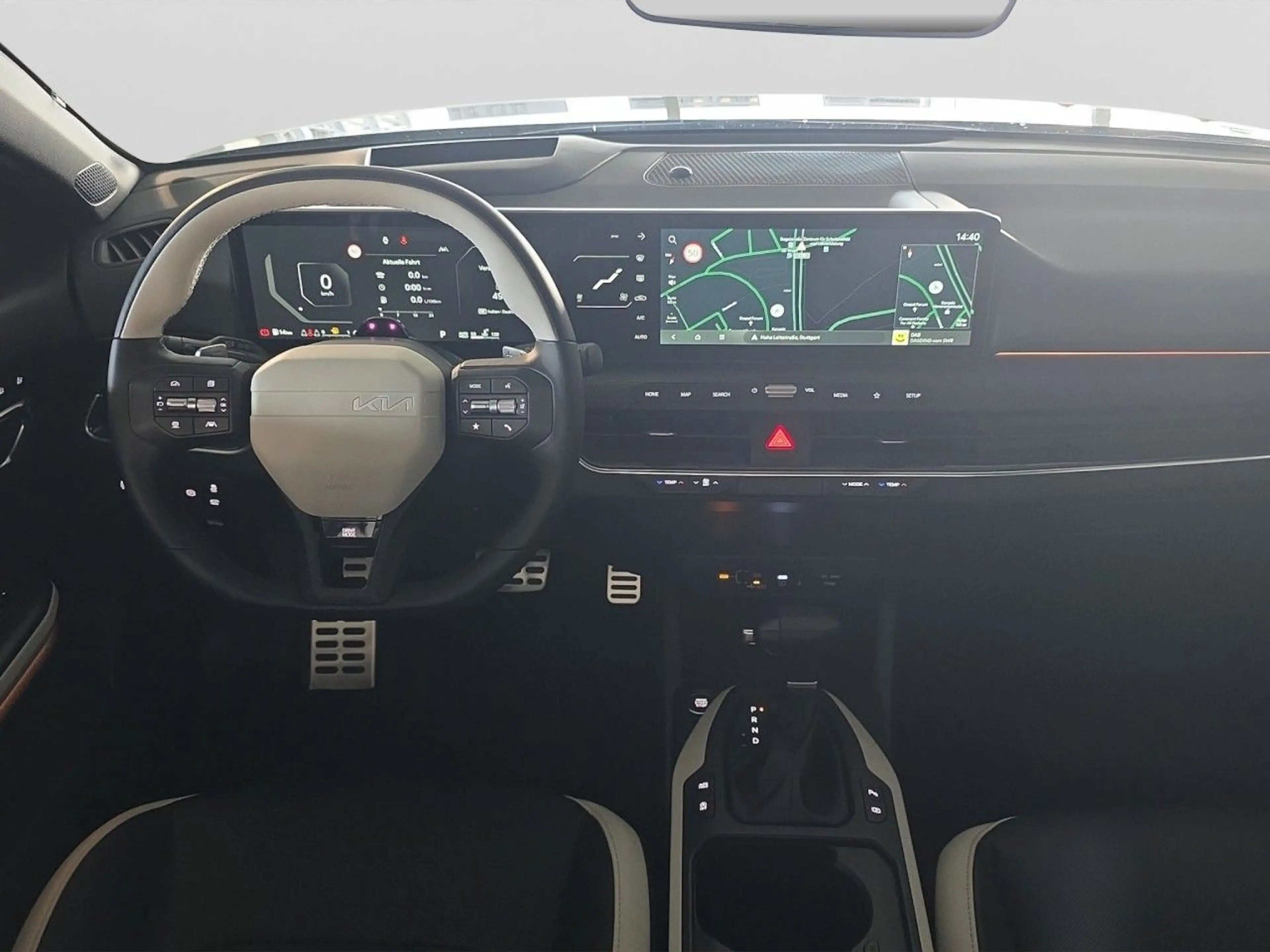 Kia K4 Sportswagon 1.6 T-GDI 132 kW GT-Line — photo 14