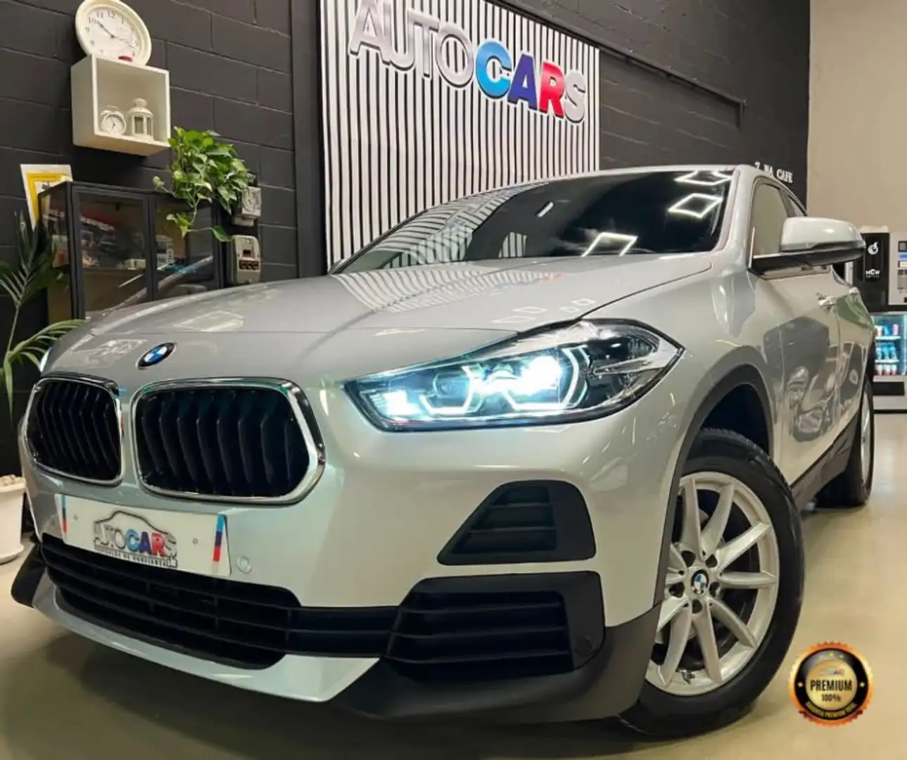 BMW X2 sDrive 18dA - 1
