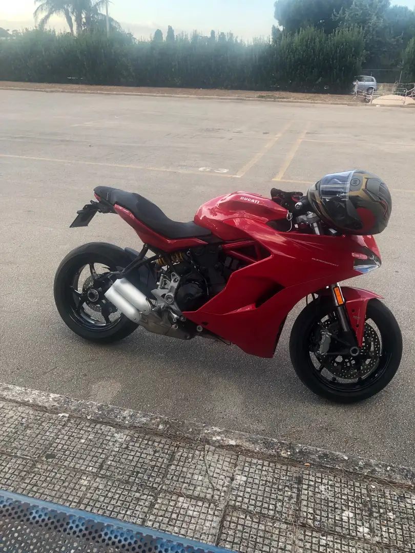 Ducati SuperSport Červená - 2