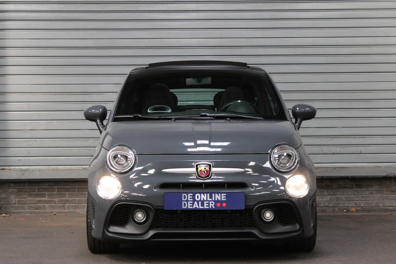 Fiat 500C Abarth 1.4 T-Jet 595 |Carplay|Eibach|Bombardone|17inch Grijs - 2