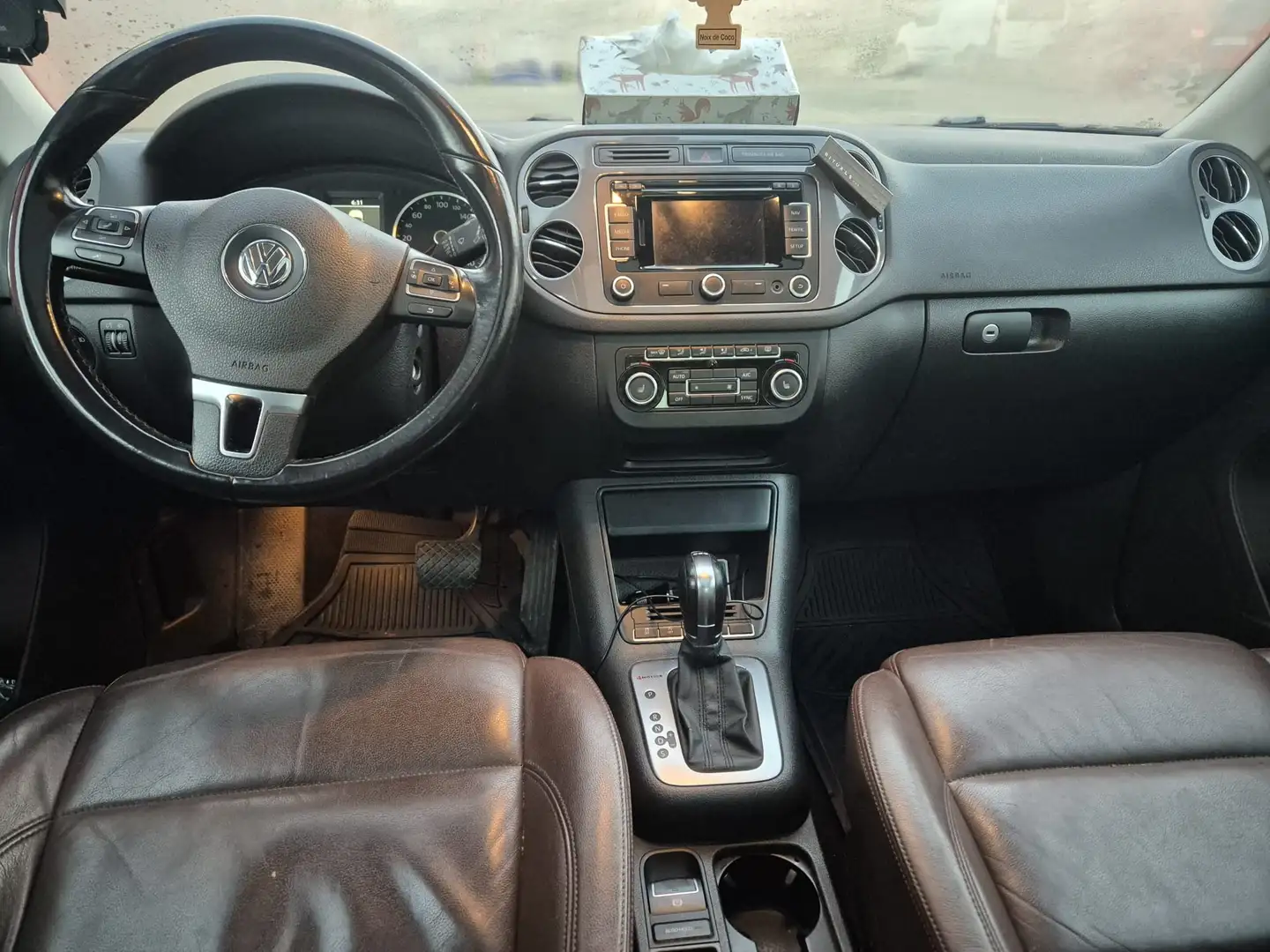 Volkswagen Tiguan 2.0 TDI 4x4- Panorama dak - Nieuw distributieriem Schwarz - 2