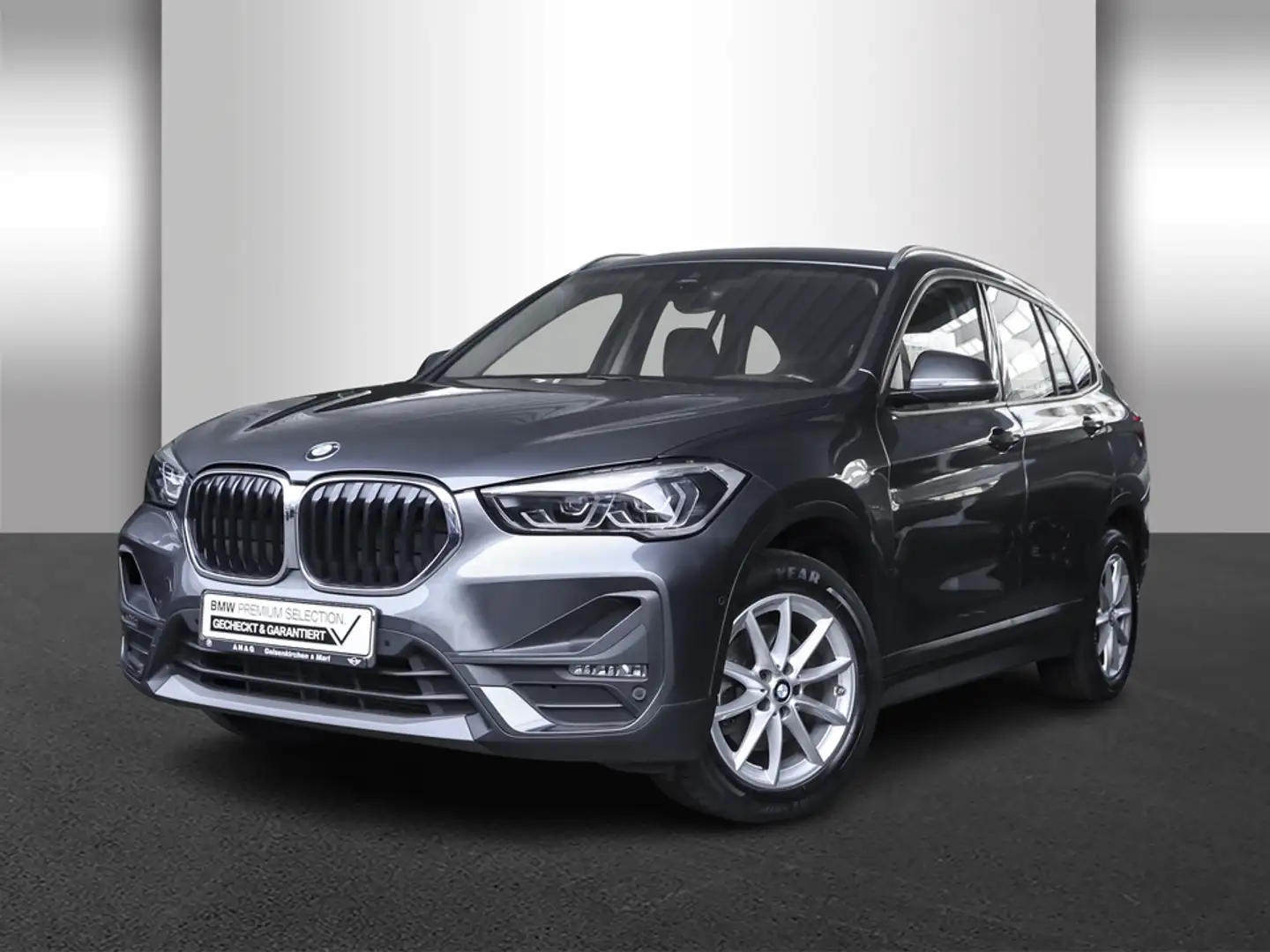 BMW X1 sDrive18i Klimaaut. Sportsitze AHK PDC HIFI Grau - 2
