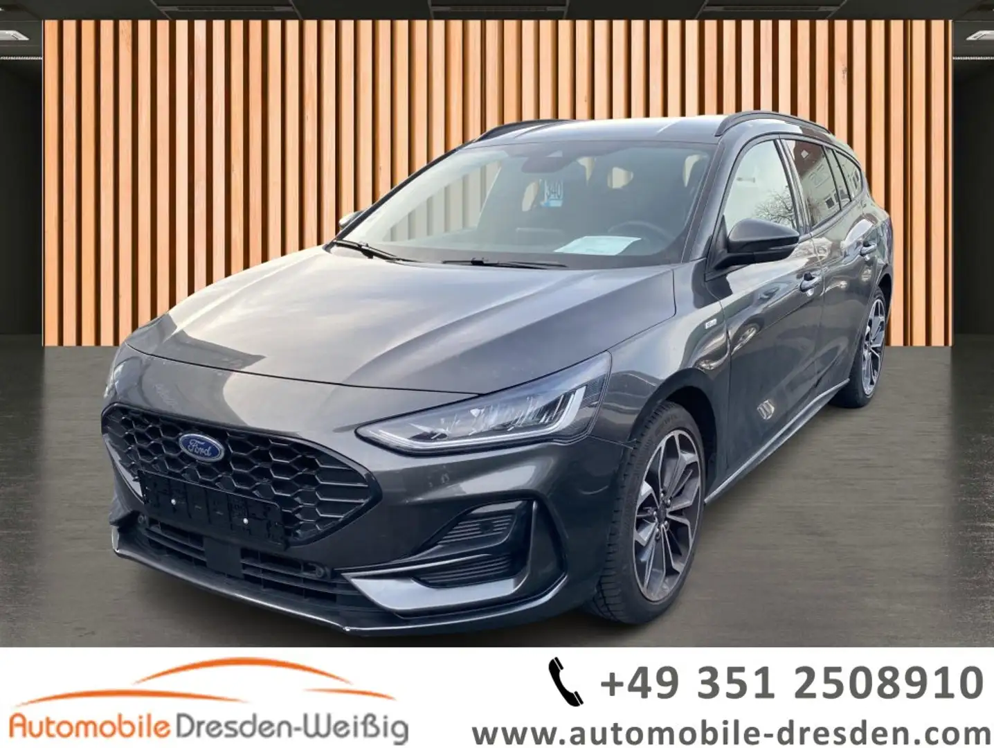 Ford Focus Turnier 1.0 EcoBoost ST-Line*ACC* siva - 1