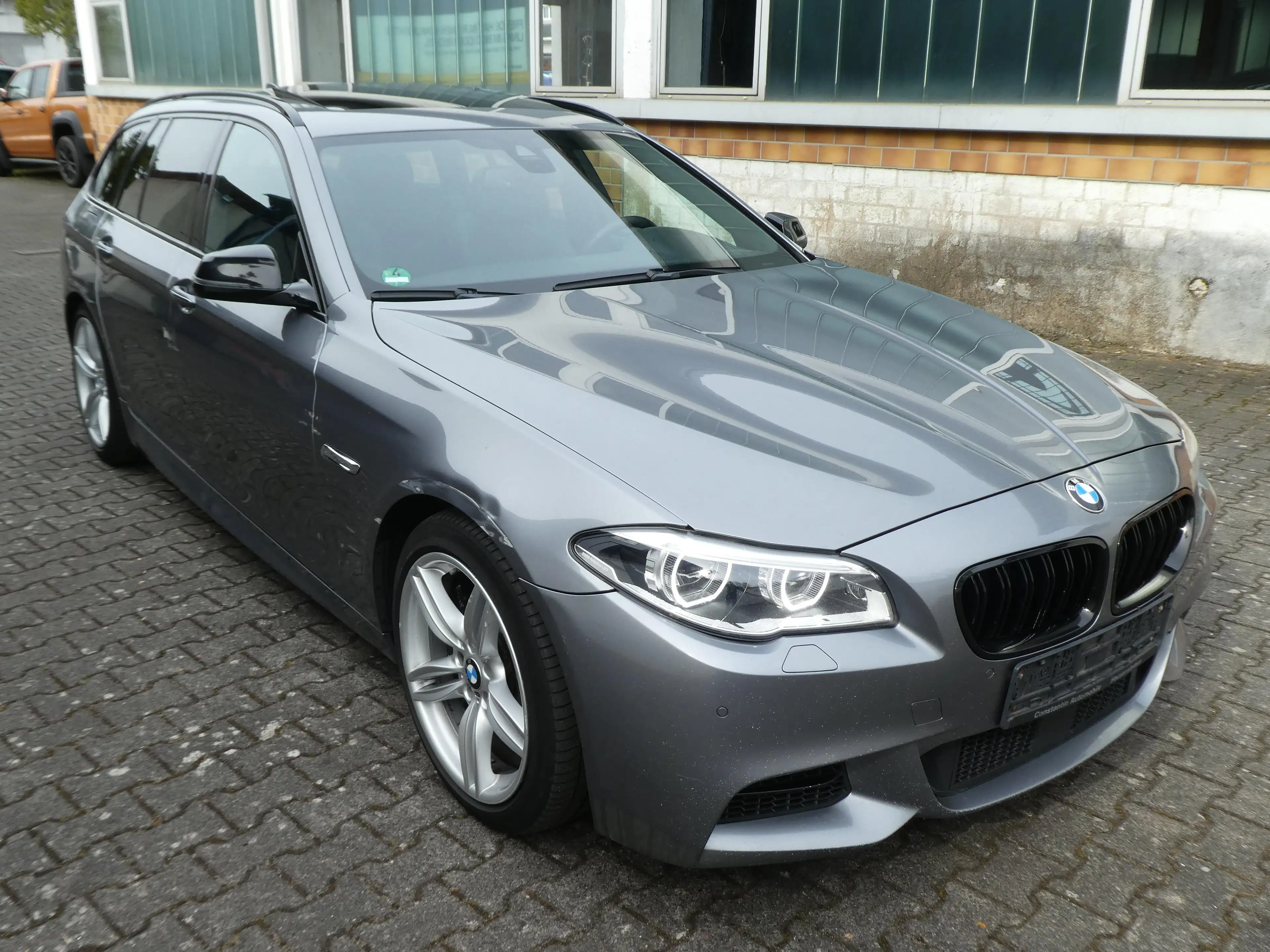 BMW M550 d F11 LCI xDrive Touring M-Sportpaket — photo 2