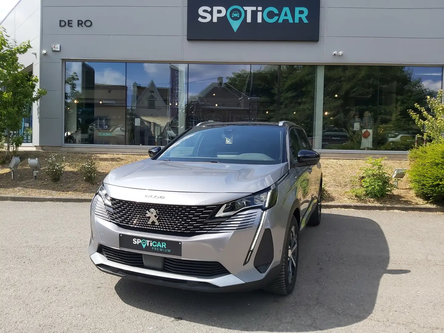 Peugeot 5008 1.5 BlueHDi GT AUTOMATIQUE Grijs - 2