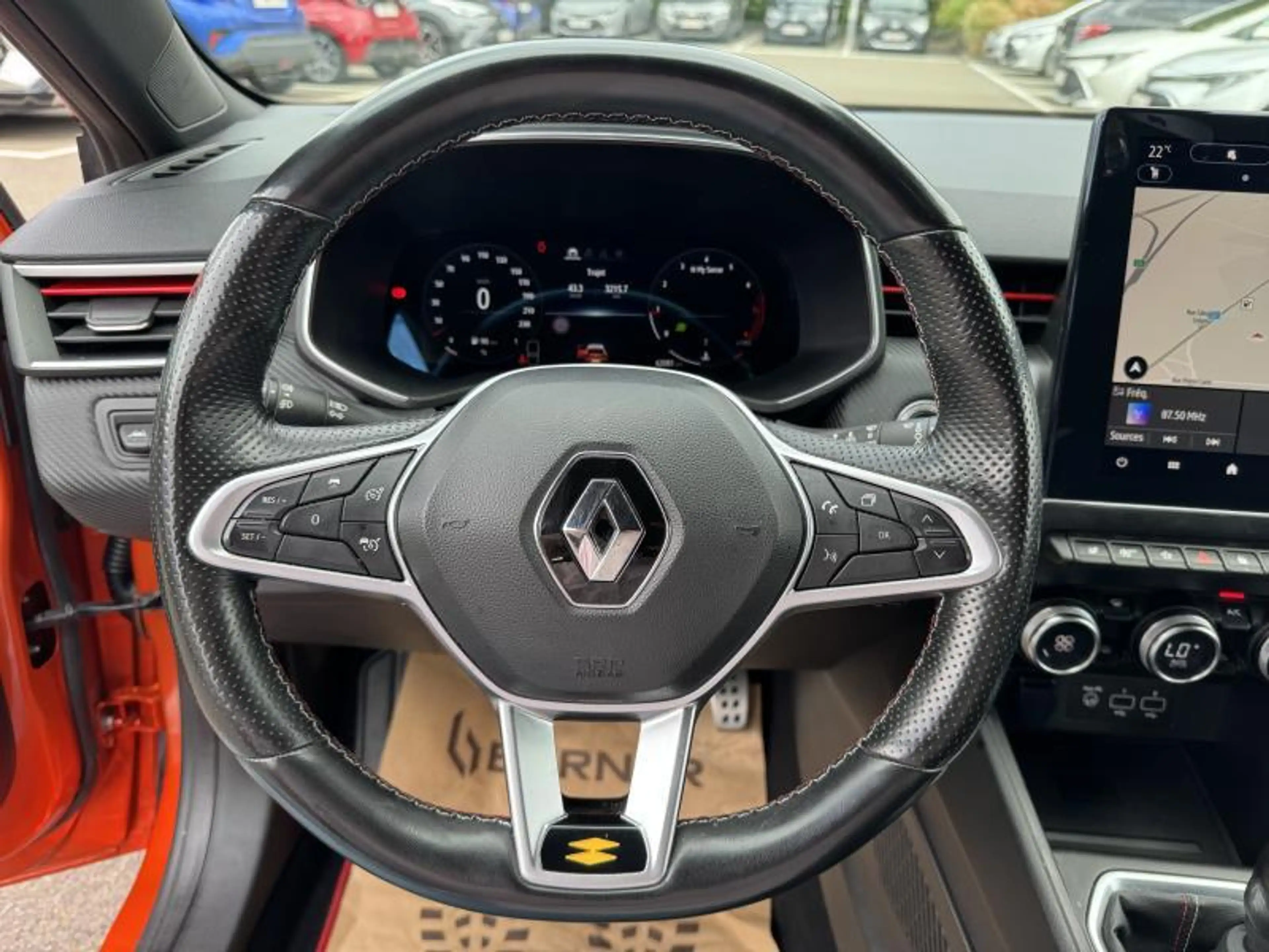 Renault Clio TCe — photo 4