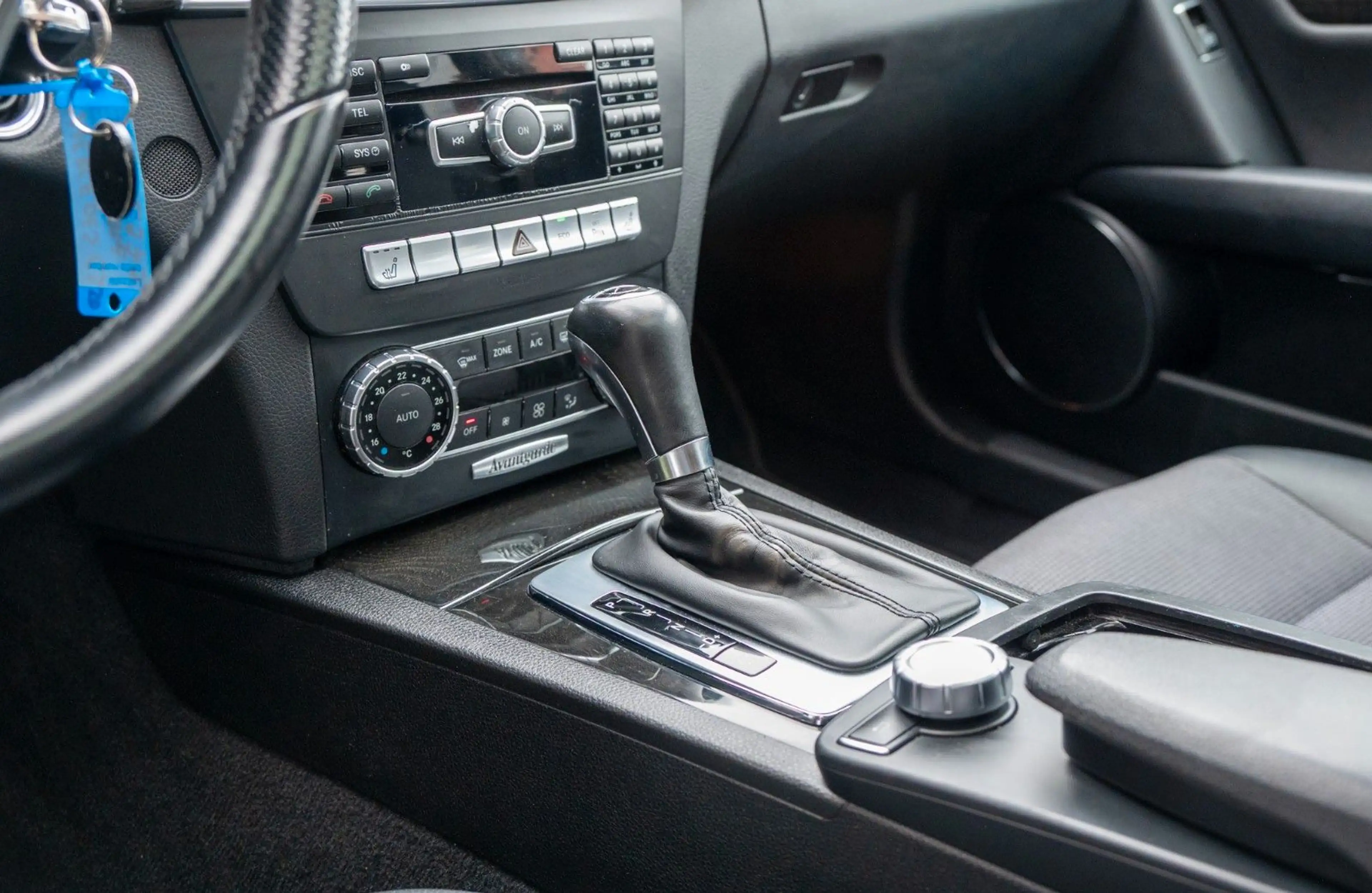 Mercedes-Benz C 350 CDI T-Modell PANO|NAVI|SPURH.|SHZ|TEMPOMAT — photo 12