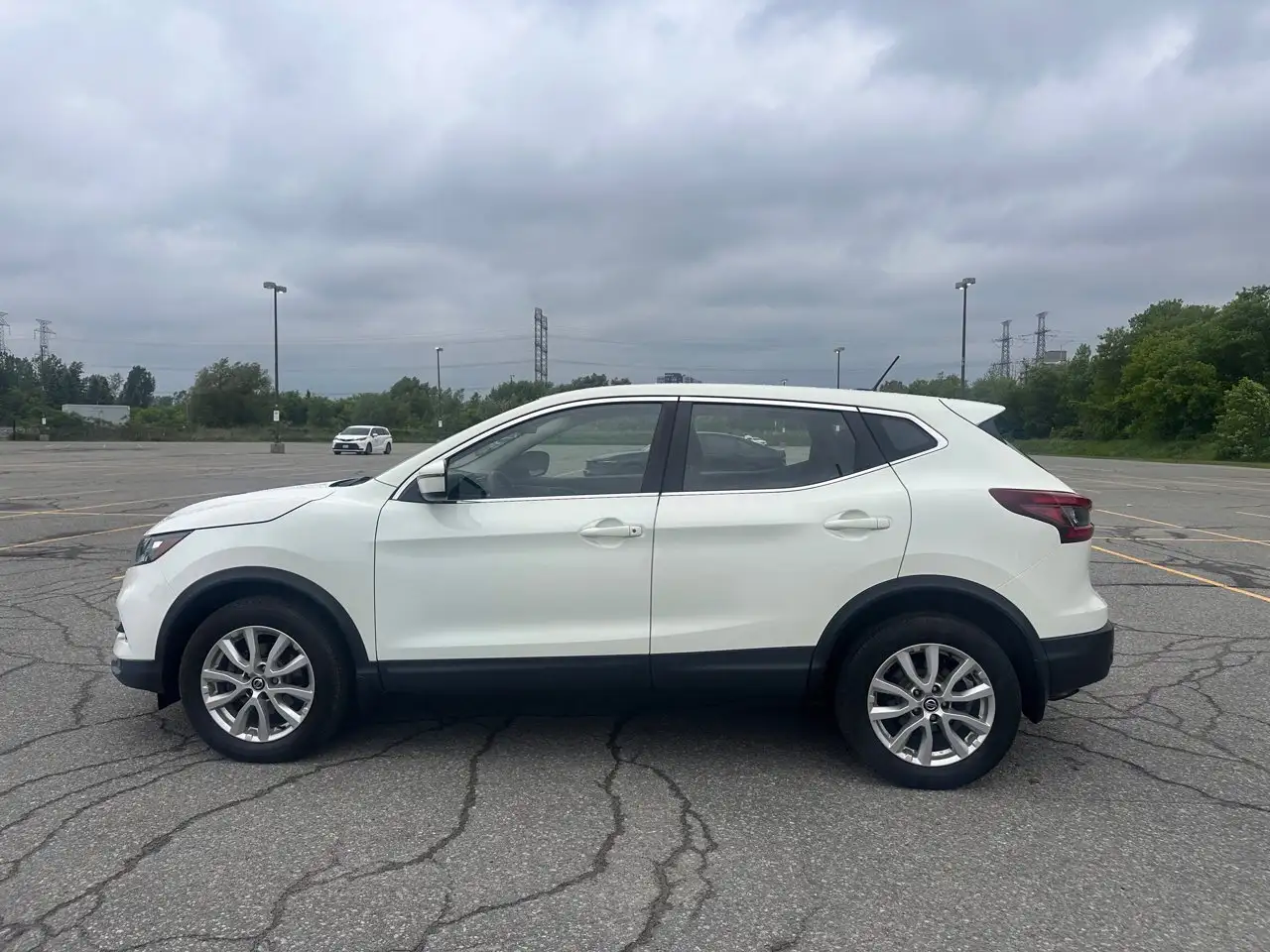 Nissan Qashqai снимка Nissan Qashqai