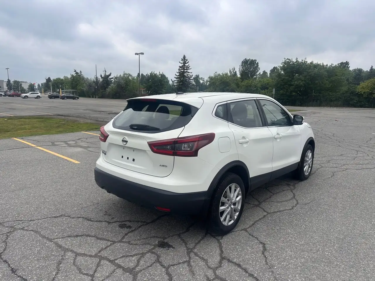 Nissan Qashqai снимка Nissan Qashqai