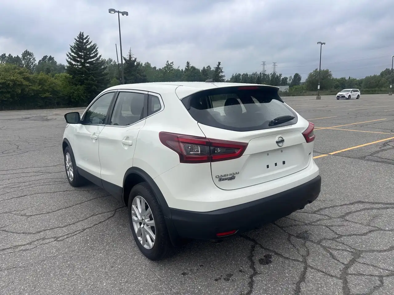 Nissan Qashqai снимка Nissan Qashqai