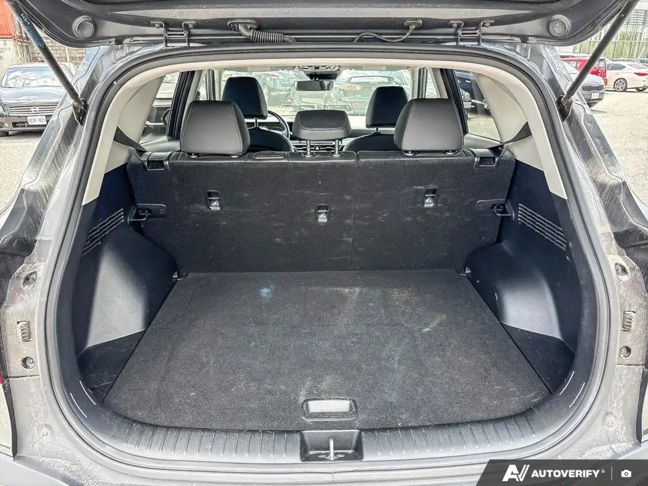 Kia Seltos снимка Kia Seltos