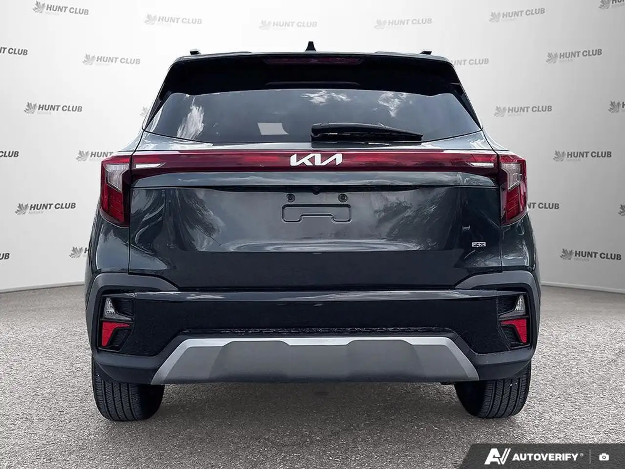 Kia Seltos снимка Kia Seltos