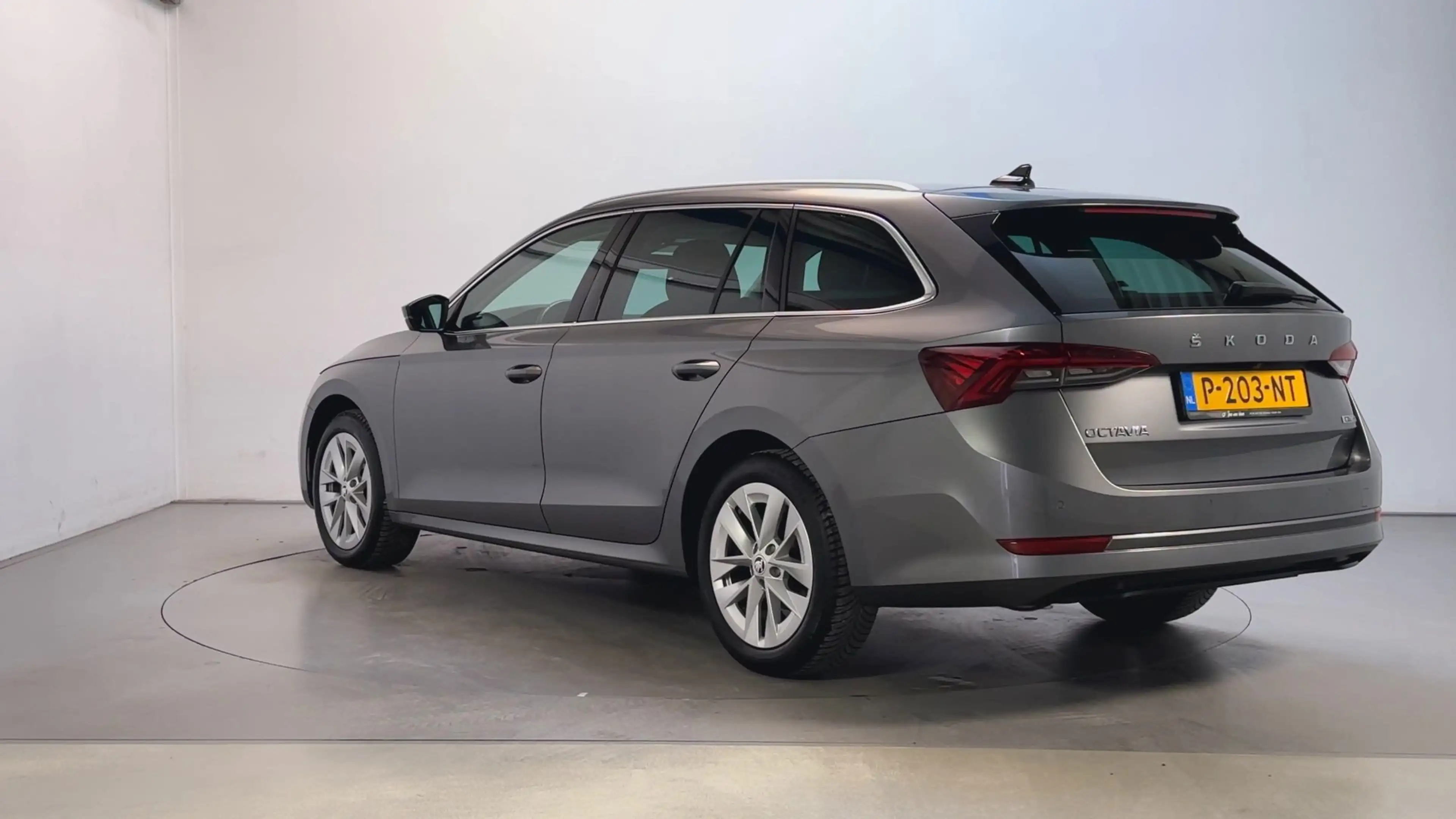 Skoda Octavia Combi 1.5 e-TSI 150pk DSG Business Edition Plus Ad — photo 6