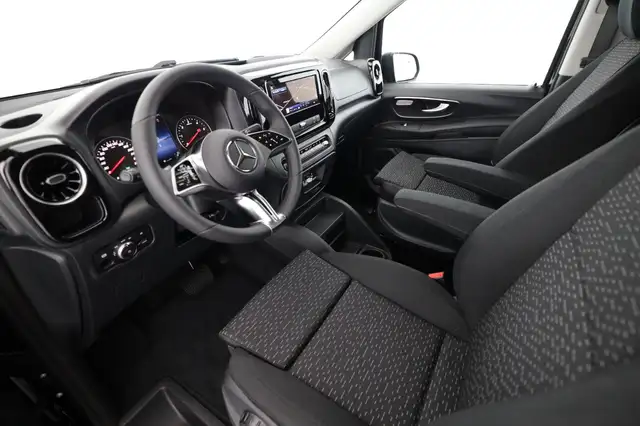 Mercedes-Benz Vito 124 CDI Kombi 4x4 SELECT Lang AHK2,5t 8 Sitze Ansicht 8