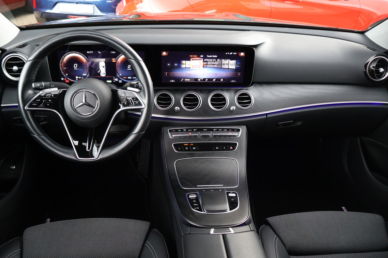 Mercedes-Benz E 200 E200 Avantgarde LED Navi Kamera Tempomat DAB PDC — photo 8