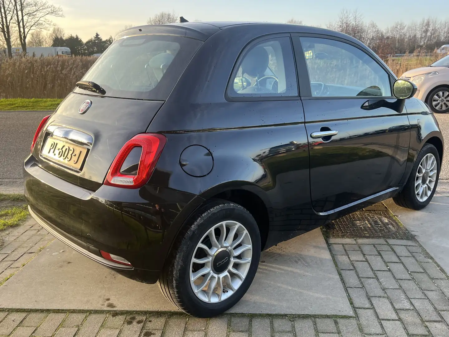 Fiat 500 1.0 TwinAir Pop / Airco / Elek. Ramen / LMV / Schwarz - 2