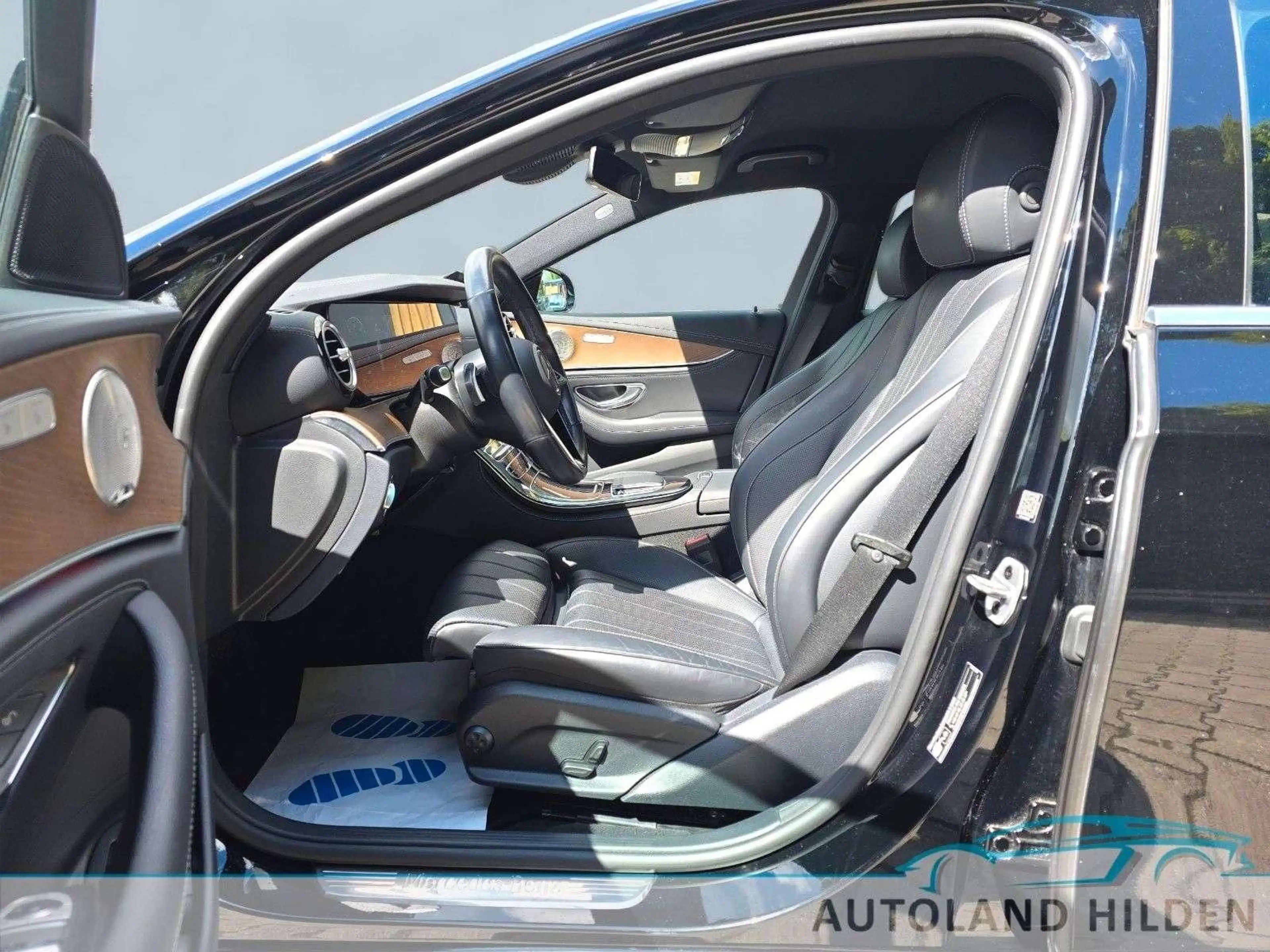Mercedes-Benz E 300 e T 9G-Aut. Hybrid Exclusive/Kam/LED/1 Han — photo 15