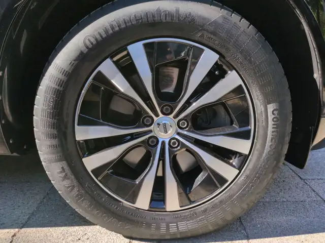 Volvo XC60 view 20