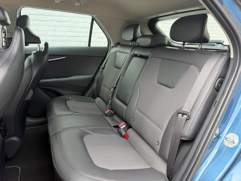 Kia e-Niro EV ComfortLine 64.8 kWh l ACC l CAMERA l SOH 100% — photo 19