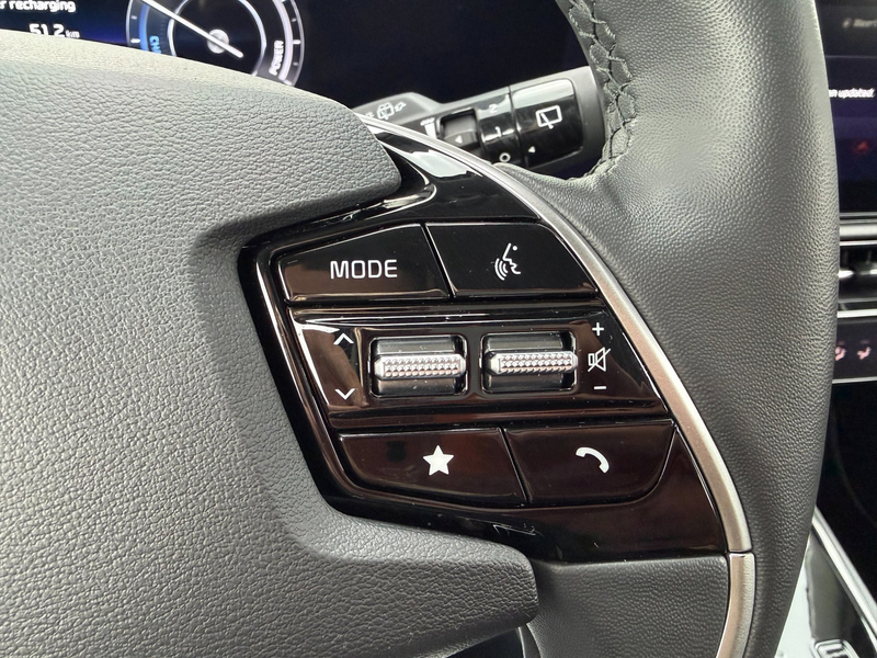 Kia e-Niro EV ComfortLine 64.8 kWh l ACC l CAMERA l SOH 100% — photo 11
