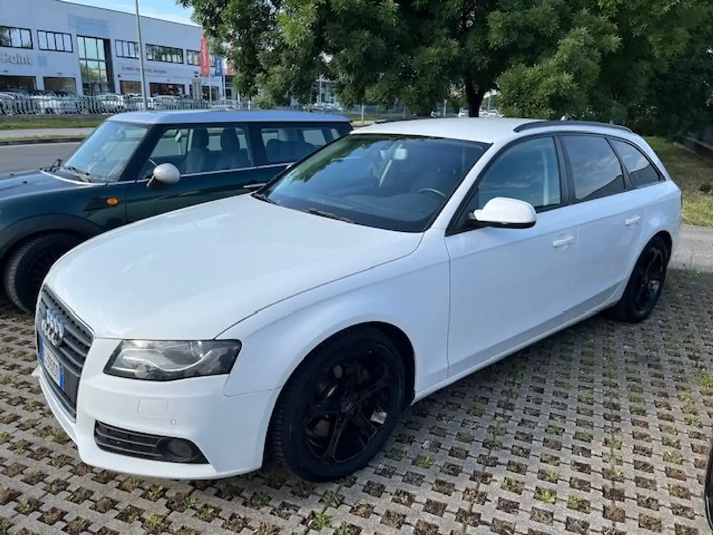 Audi A4 A4 Avant 2.0 tdi Advanced 170cv Blanc - 1