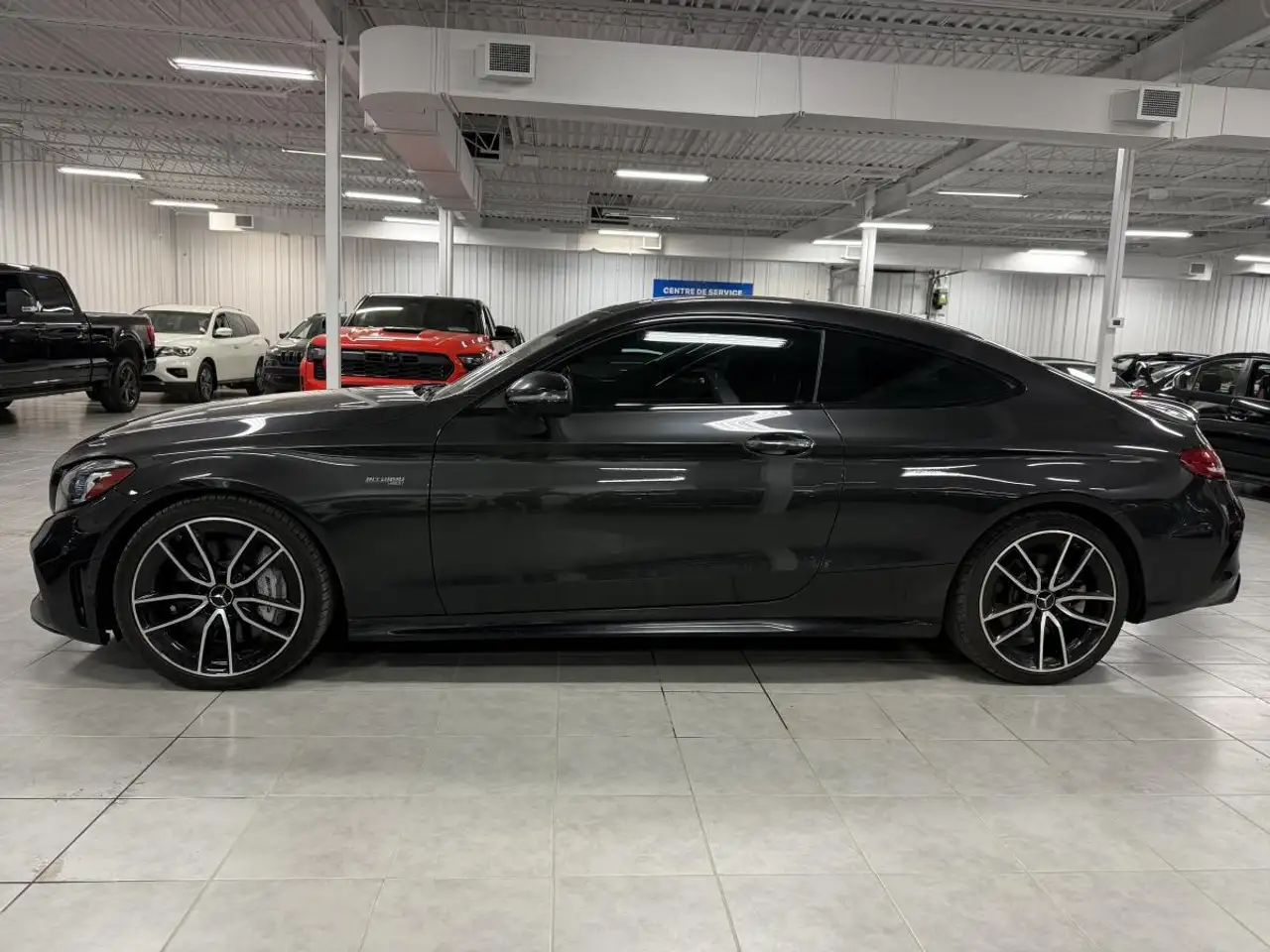 Mercedes-Benz C-Class снимка Mercedes-Benz C-Class