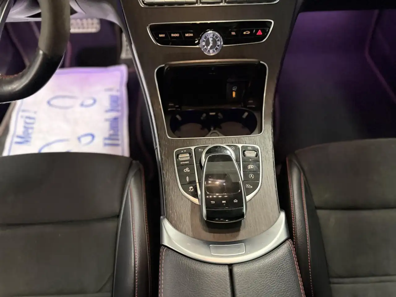 Mercedes-Benz C-Class снимка Mercedes-Benz C-Class