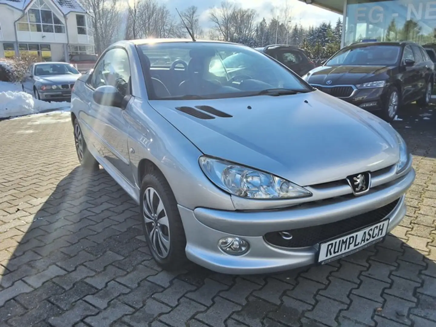 Peugeot 206 1,6 16 V  CC 110 "Quiksilver" Klimaaut.Nebel Allwe Grau - 1