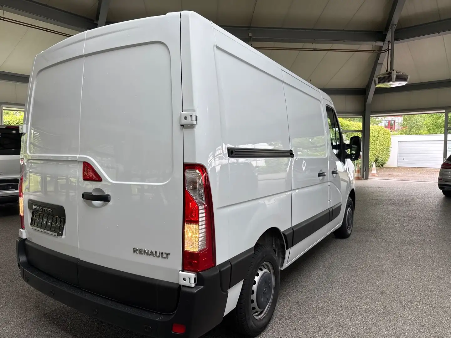 Renault Master III L1H1 2,8t Klima RfK PDC DAB 1.Hand Weiß - 2