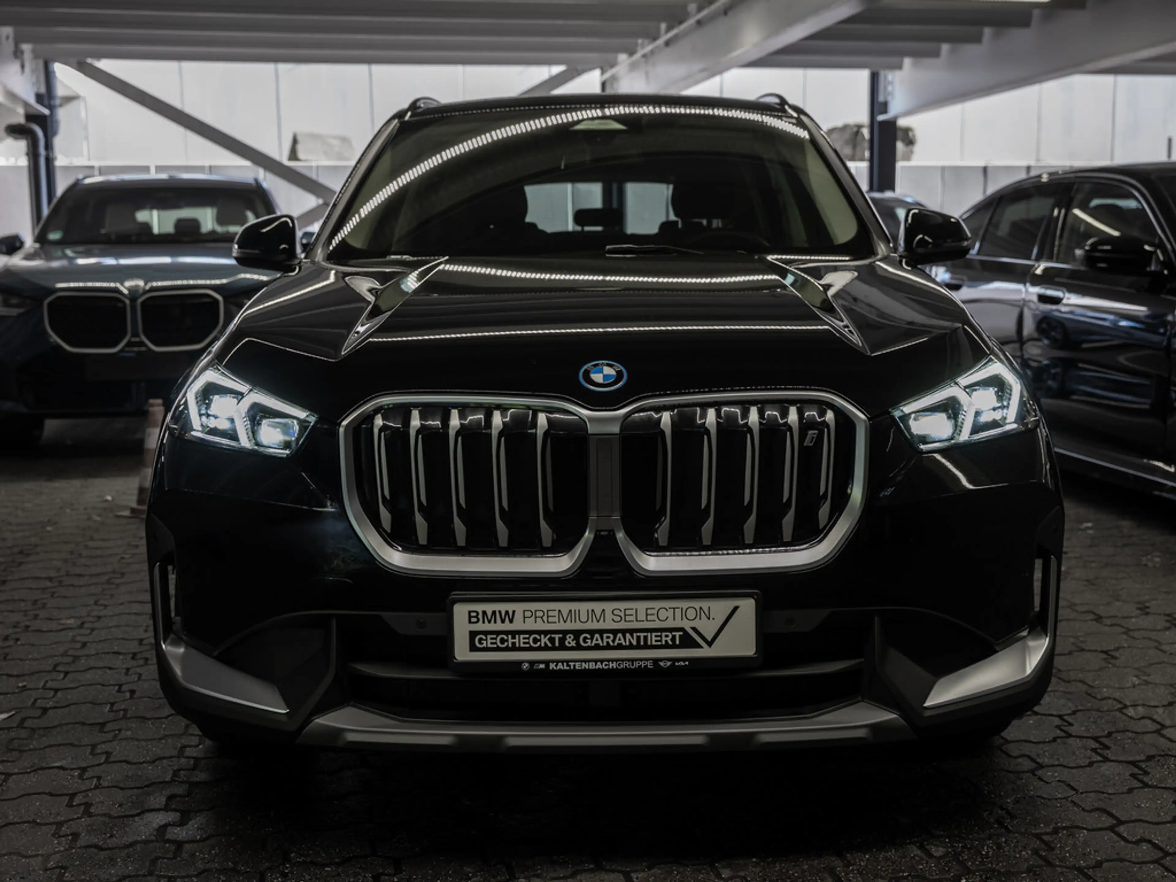 BMW iX1 xDrive30 LED AKTIVSITZE NAVI KAMERA SHZ — photo 4
