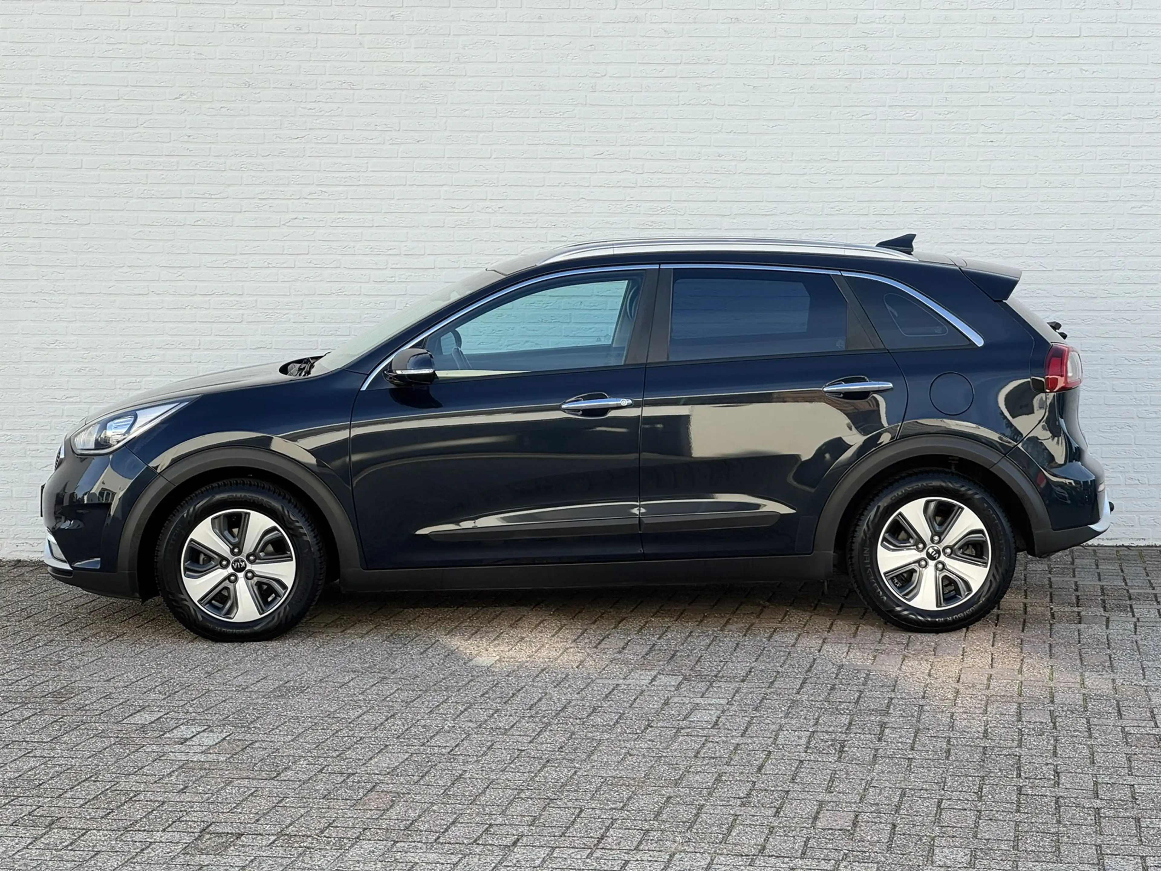 Kia Niro 1.6 GDi Hybrid First Edition Trekhaak Camera Carpl — photo 12