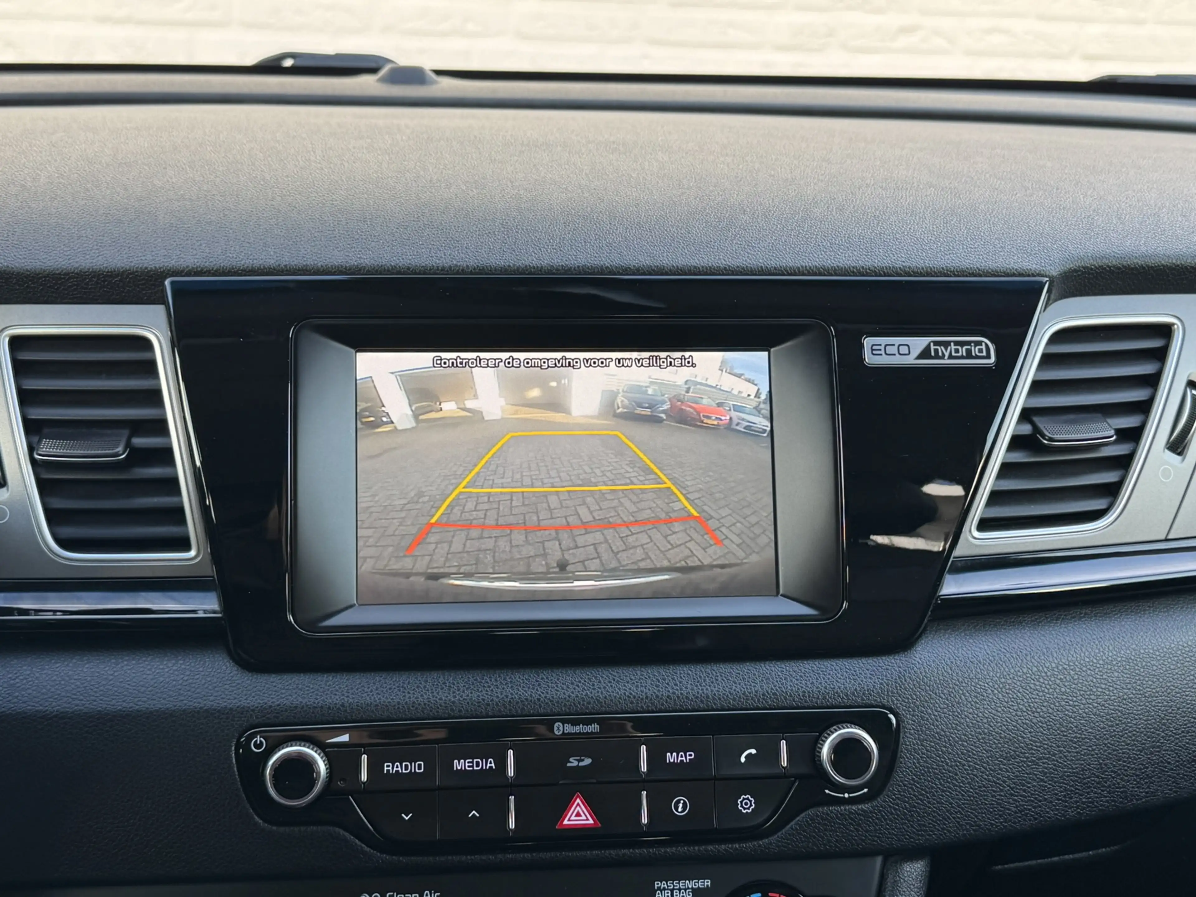 Kia Niro 1.6 GDi Hybrid First Edition Trekhaak Camera Carpl — photo 3