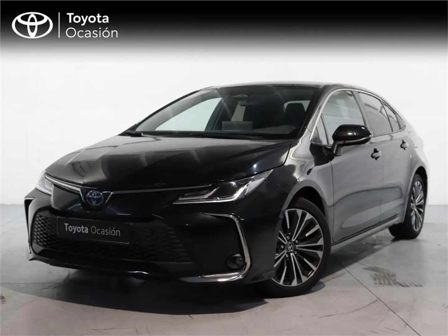 Toyota Corolla Sedán 140H Style crna - 1