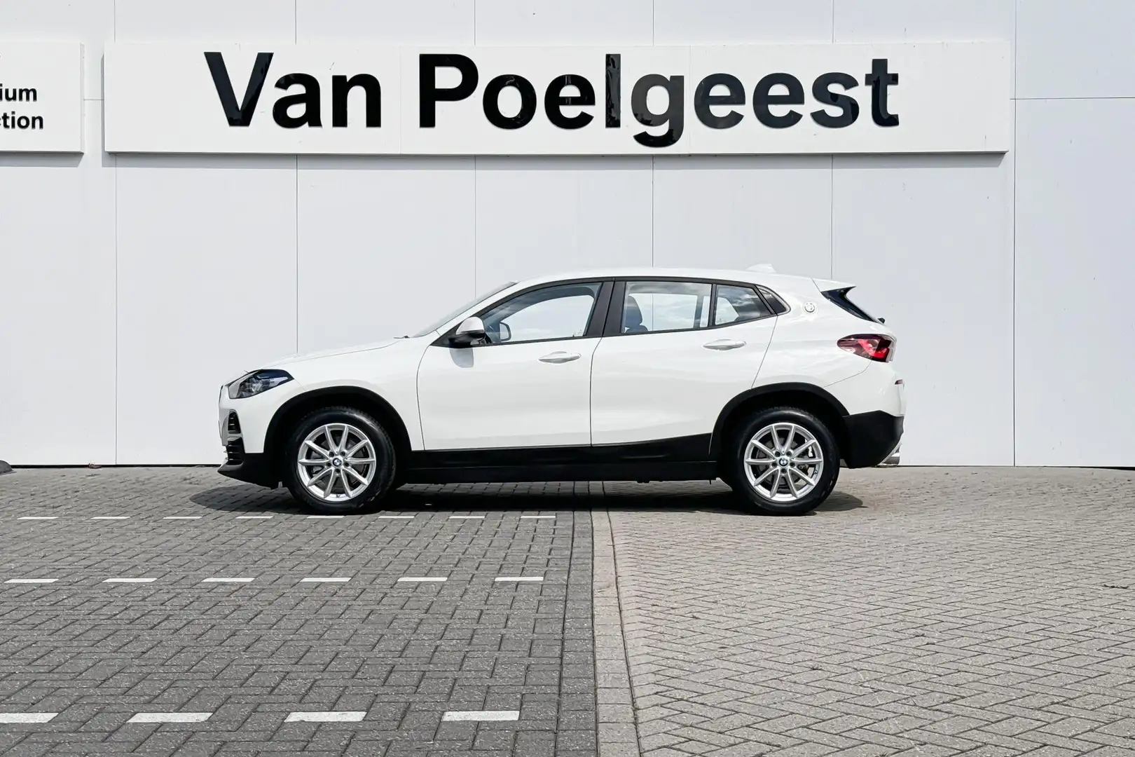 BMW X2 sDrive18i | Business Edition | Head-Up Display Wit - 2