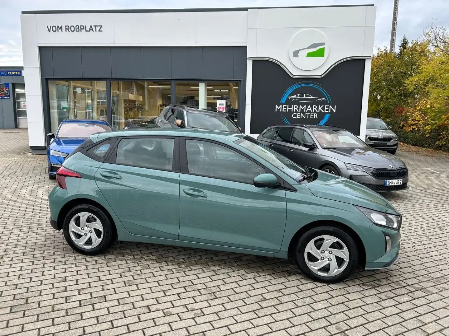 Hyundai i20 1.2 Select Grün - 2