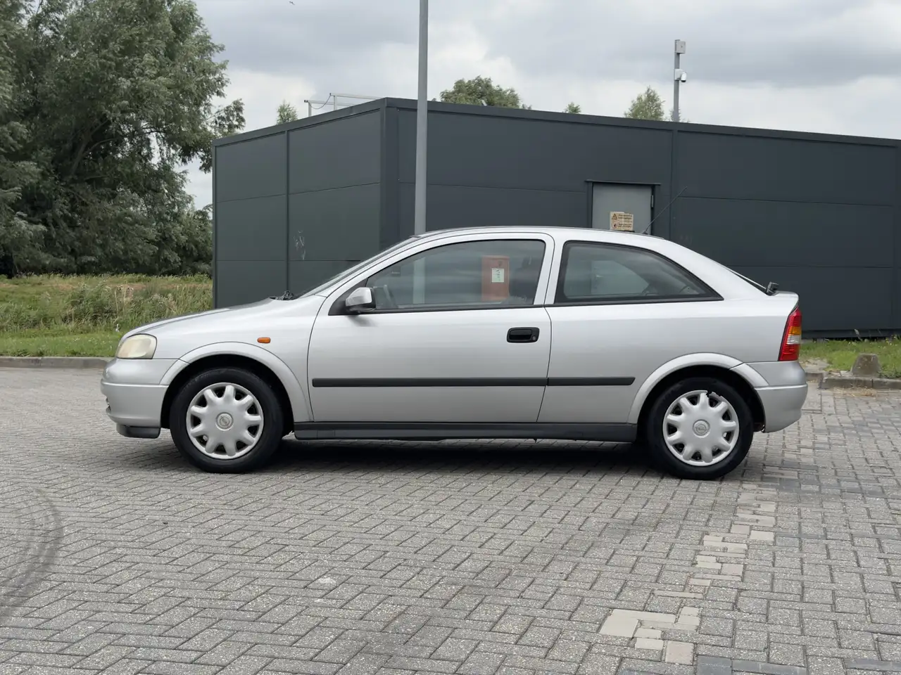 Opel Astra 1.6-16V GL, foto 6