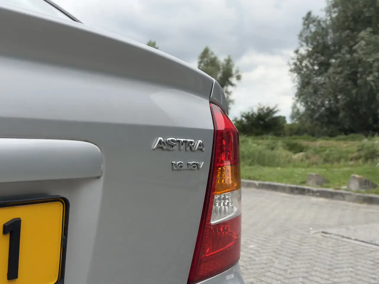 Opel Astra 1.6-16V GL, foto 7