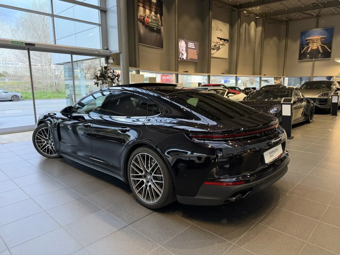 Porsche Panamera 4 E-Hybrid Aut. Negro - 2
