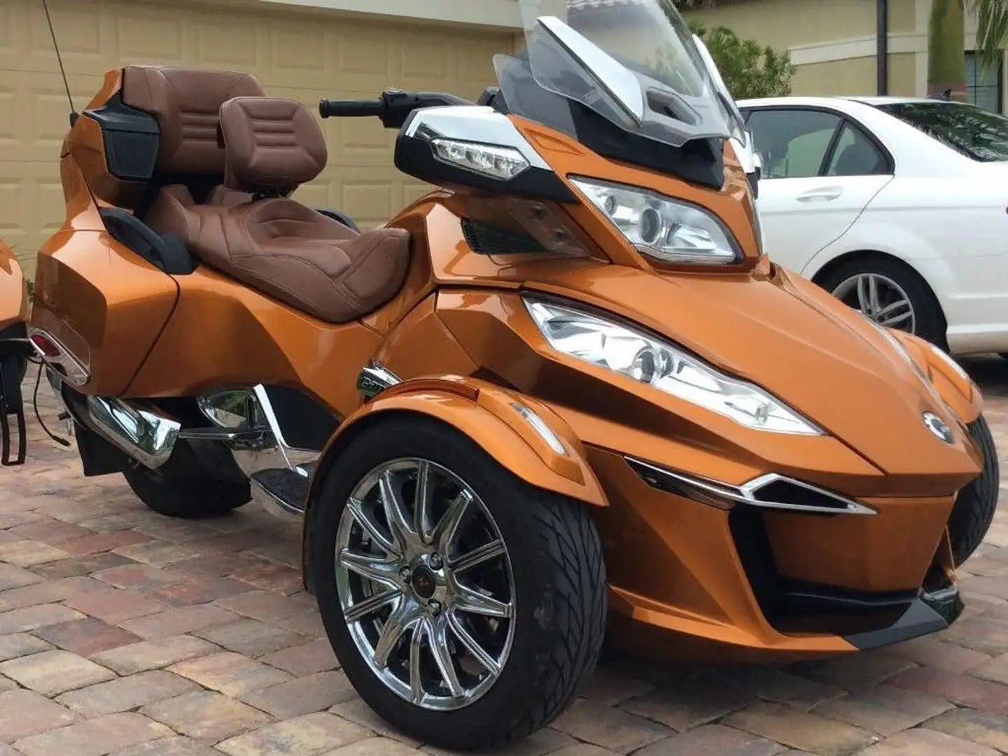 Can-Am Spyder RT SE6 Trike Cognac Vert - 2