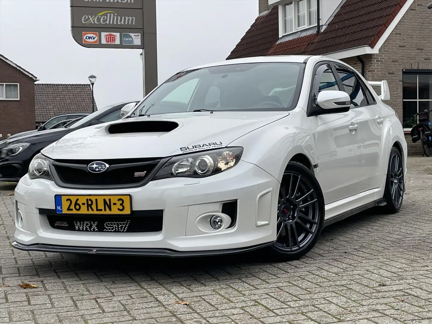 Subaru Impreza WRX STI 2.5 350PK T Sport Executive 4x4 / Org Nl / Blanc - 2