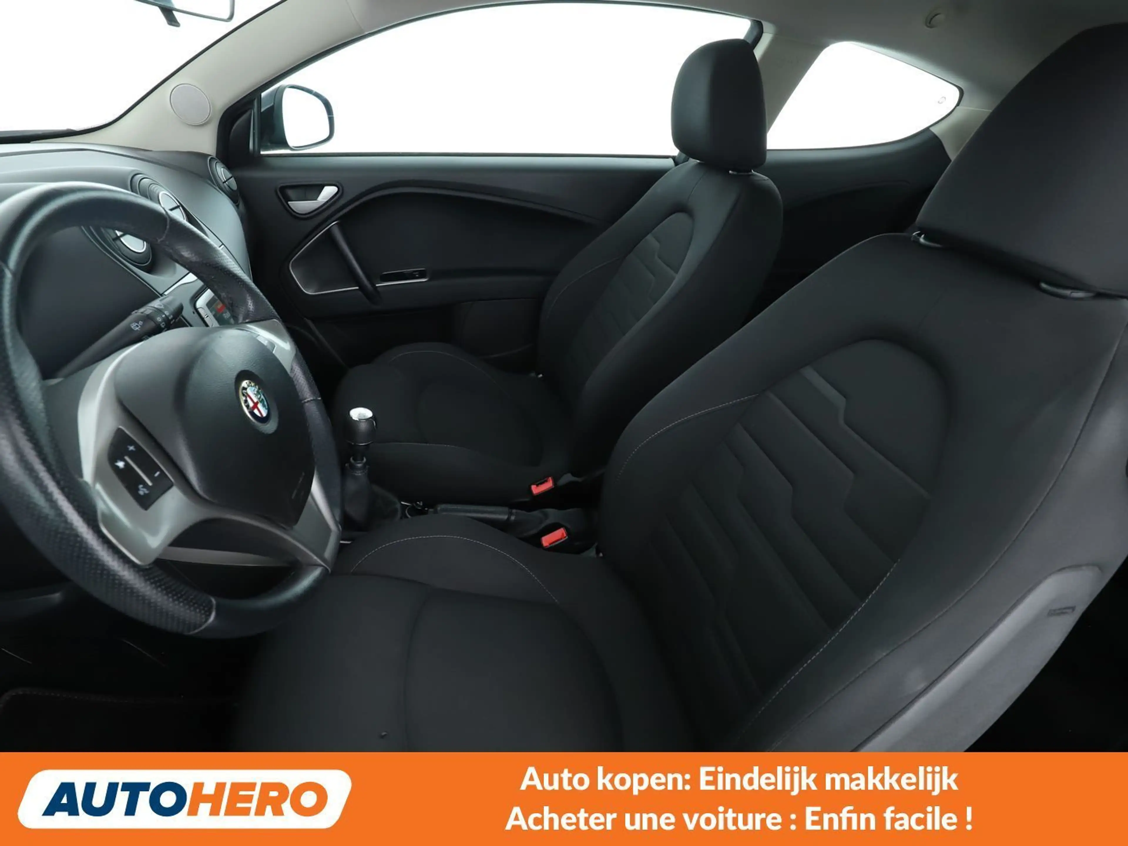 Alfa Romeo MiTo 1.4 Impression — photo 11