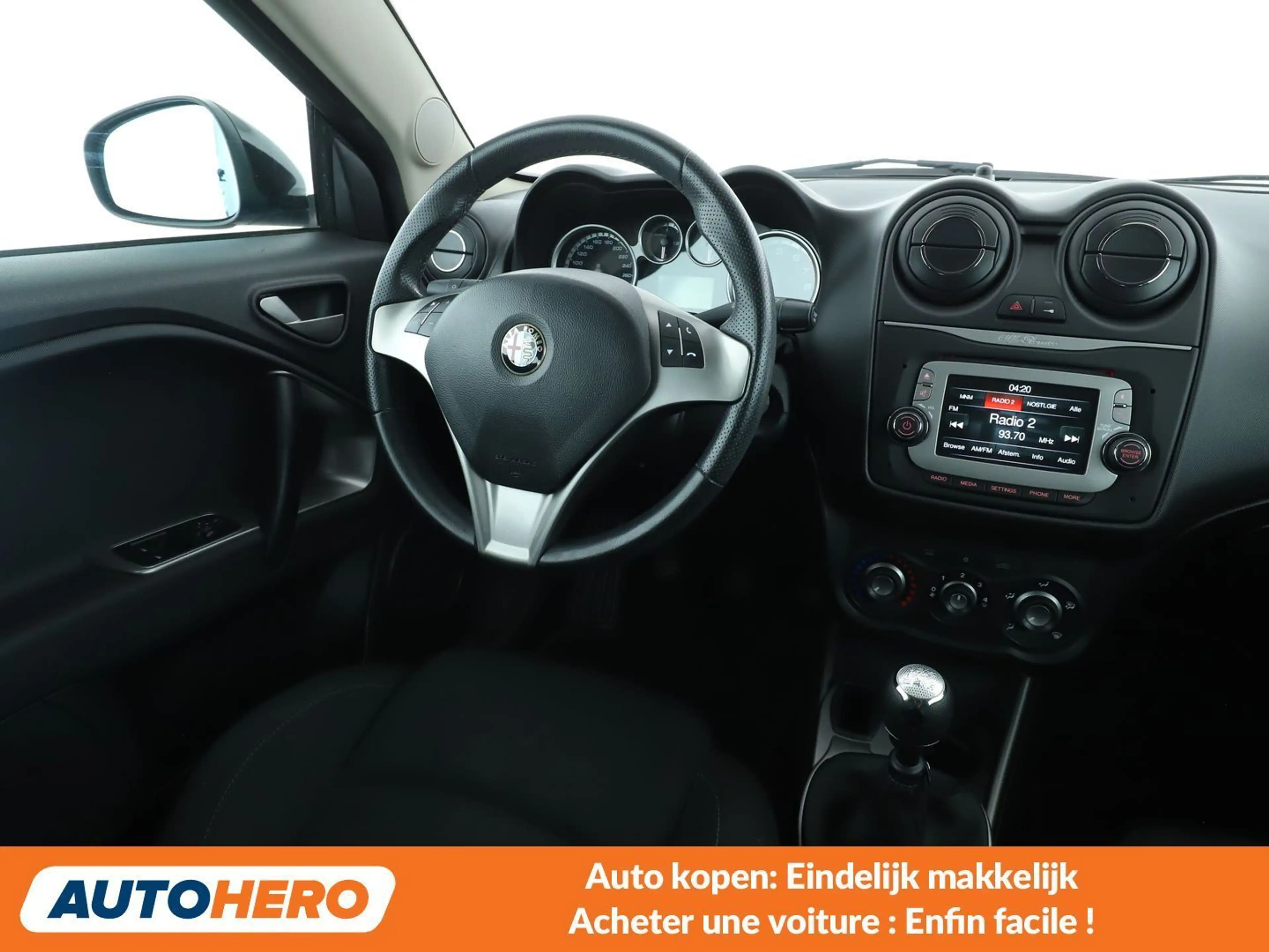 Alfa Romeo MiTo 1.4 Impression — photo 14