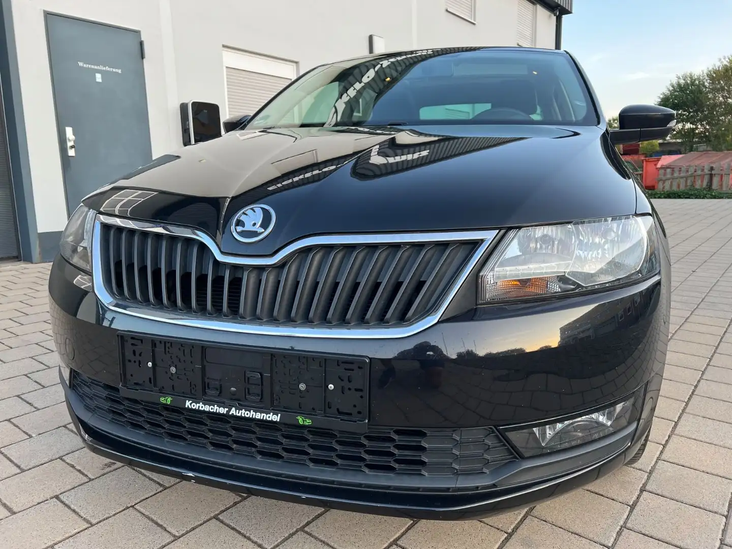 Skoda Rapid/Spaceback Spaceback Ambition Schwarz - 1