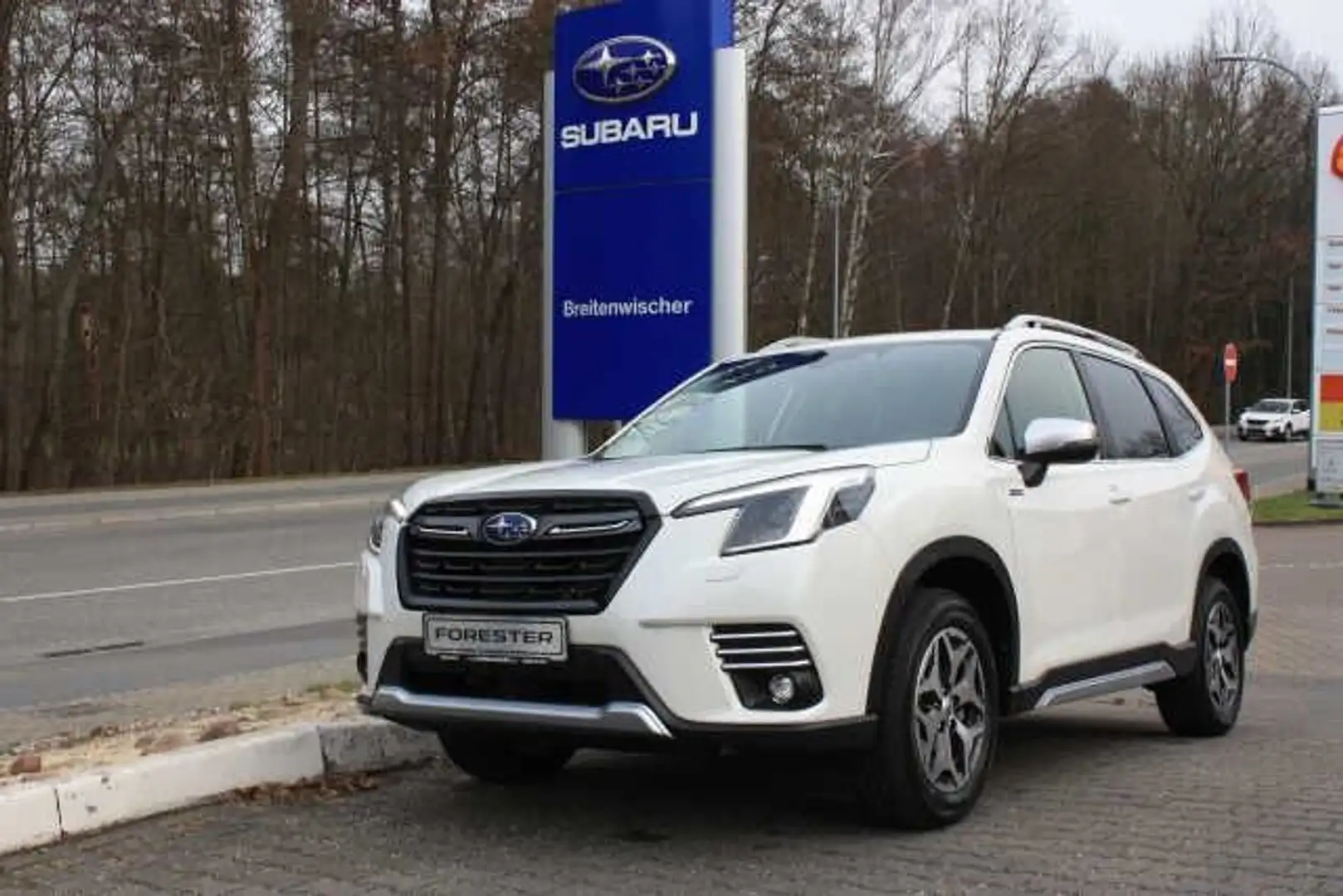 Subaru Forester FORESTER Comfort 2.0 iE MY23 Weiß - 2