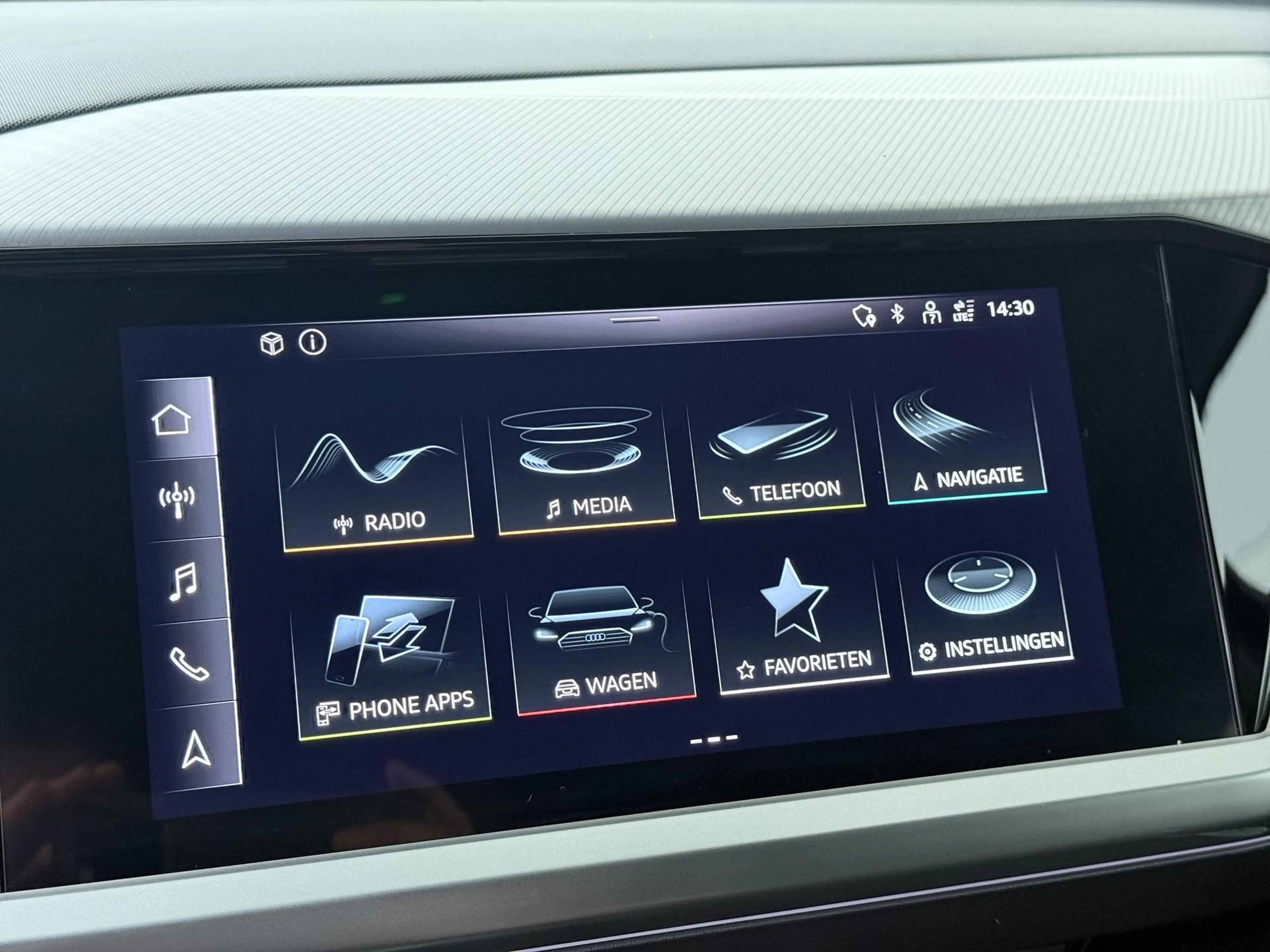 Audi Q4 e-tron 40 Launch edition Advanced 77 kWh | SoH 88% | Warm — photo 15