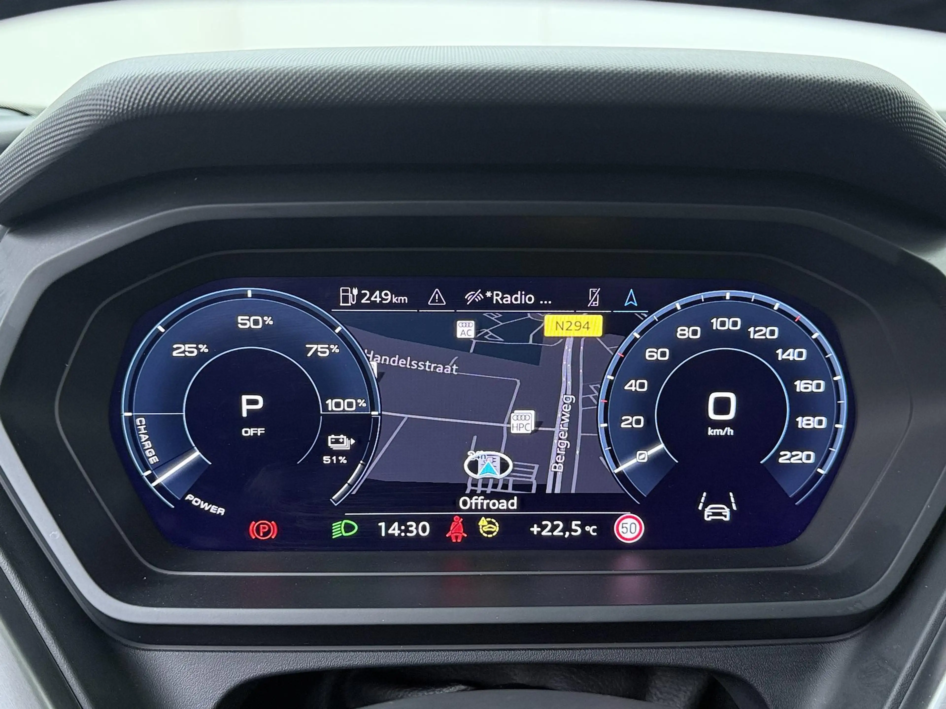 Audi Q4 e-tron 40 Launch edition Advanced 77 kWh | SoH 88% | Warm — photo 10