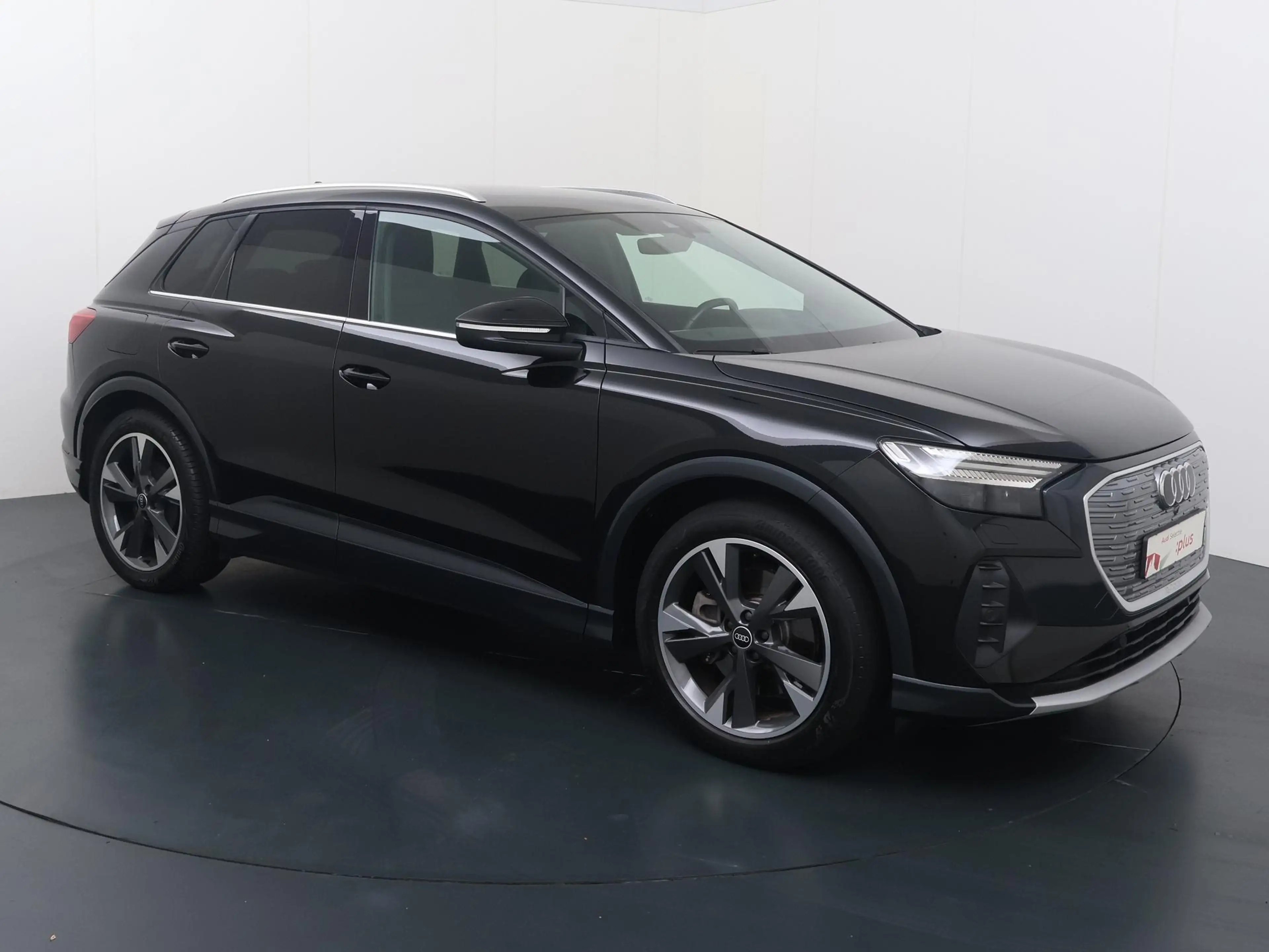Audi Q4 e-tron 40 Launch edition Advanced 77 kWh | SoH 88% | Warm — photo 3