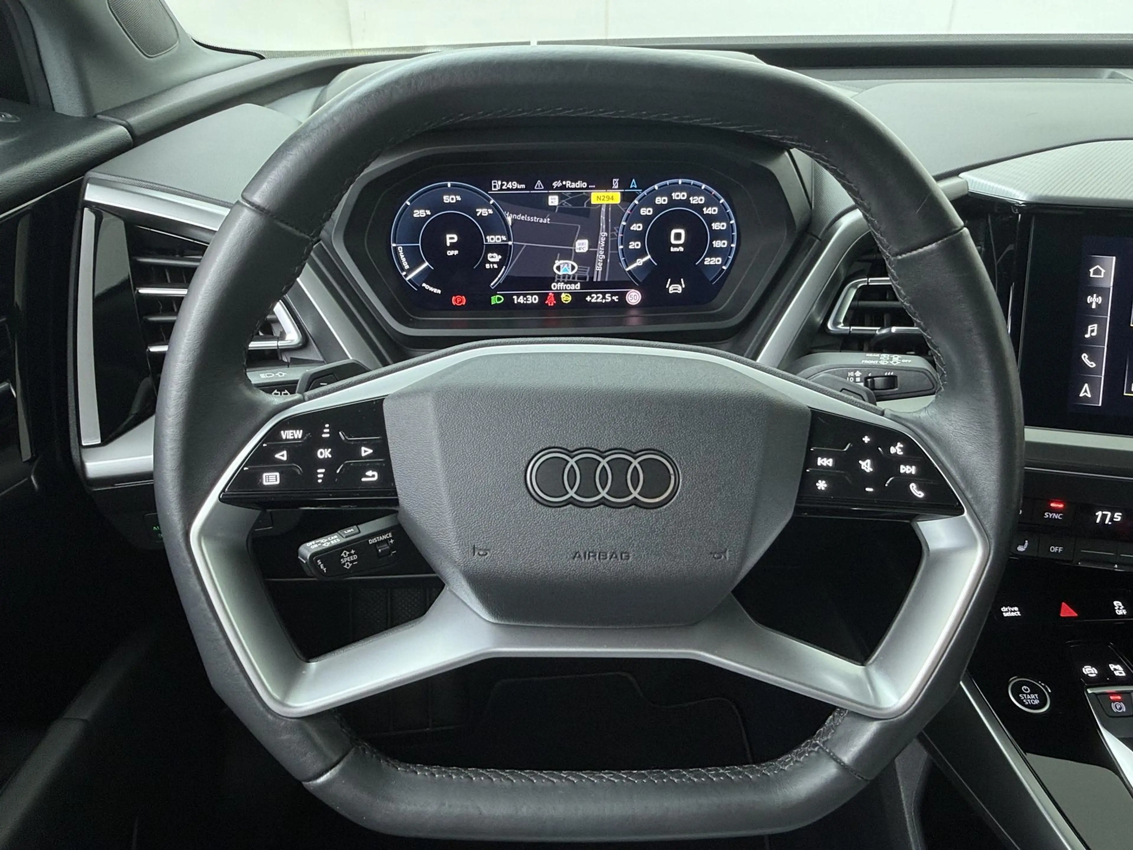 Audi Q4 e-tron 40 Launch edition Advanced 77 kWh | SoH 88% | Warm — photo 8